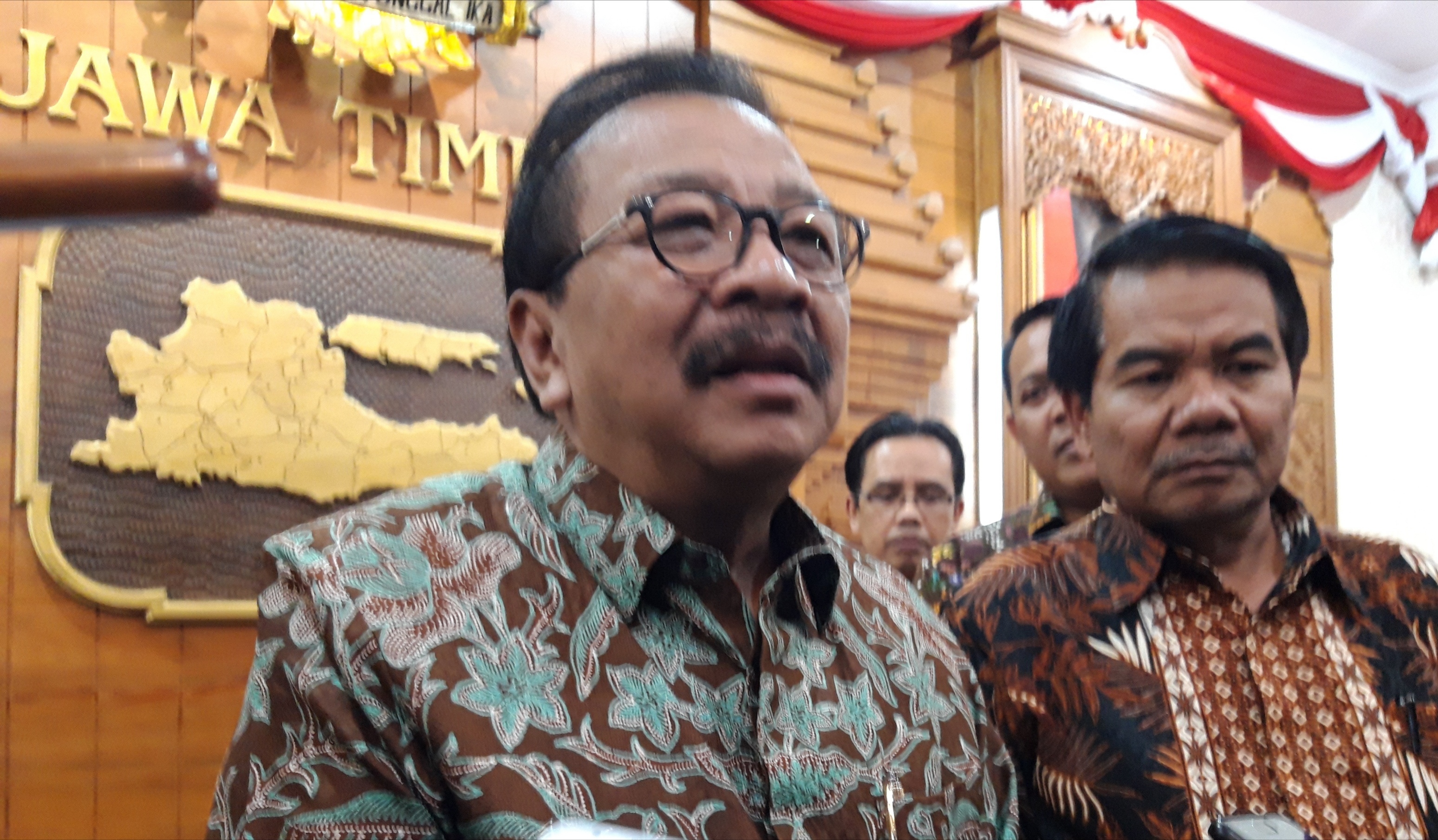Gubernur Jawa Timur Soekarwo, saat ditemui di Gedung Negara Grahadi, Sabtu, 8 September 2018. (foto: farid/ngopibareng.id) 