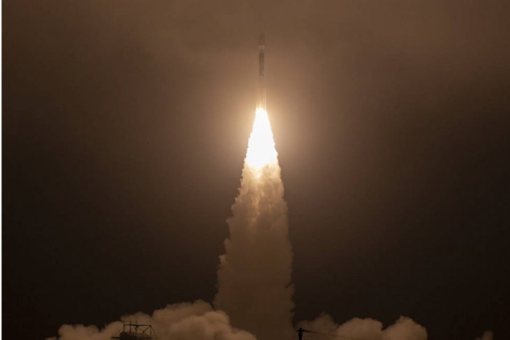 Roket Delta II The United Launch Alliance (ULA) yang membawa Ice, Cloud and land Elevation Satellite-2. Foto: NASA