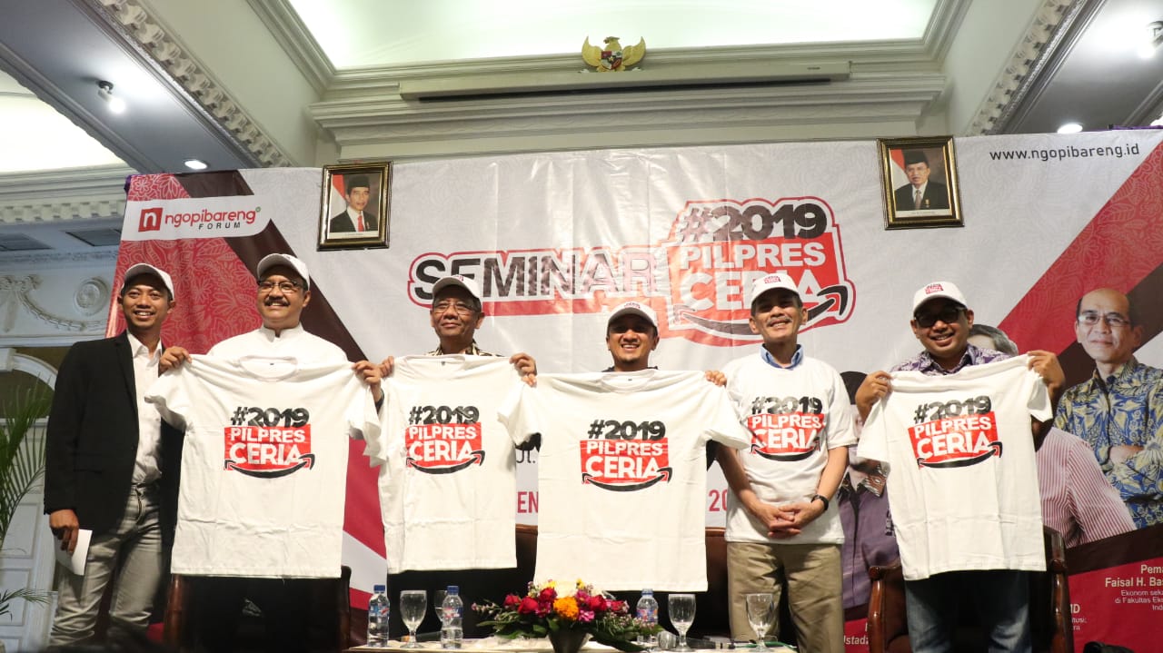 Para tokoh mendeklarasikan gerakan #2019PilpresCeria, di Surabaya, Senin, 17 September 2018. (foto: haris/ngopibareng.id) 