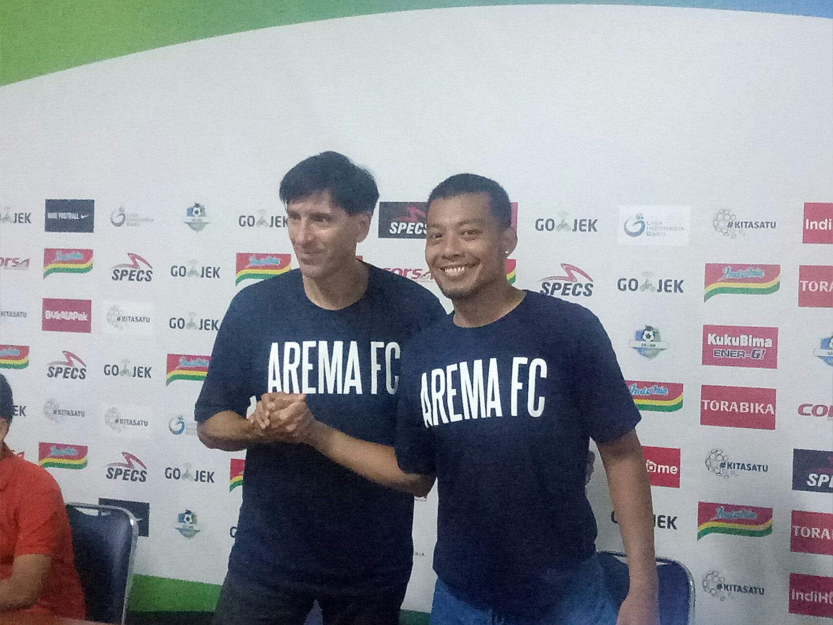 Kapten Arema FC, Hamka Hamzah saat konferensi pers. (Foto: Umar/ngopibareng.id)0