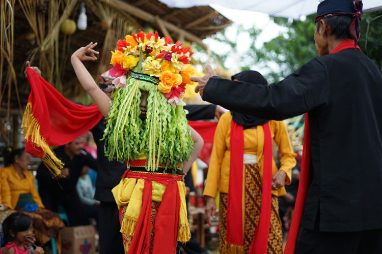 Yang paling unik dan tradisional di Banyuwangi: Seblang. foto:ist/iniberita