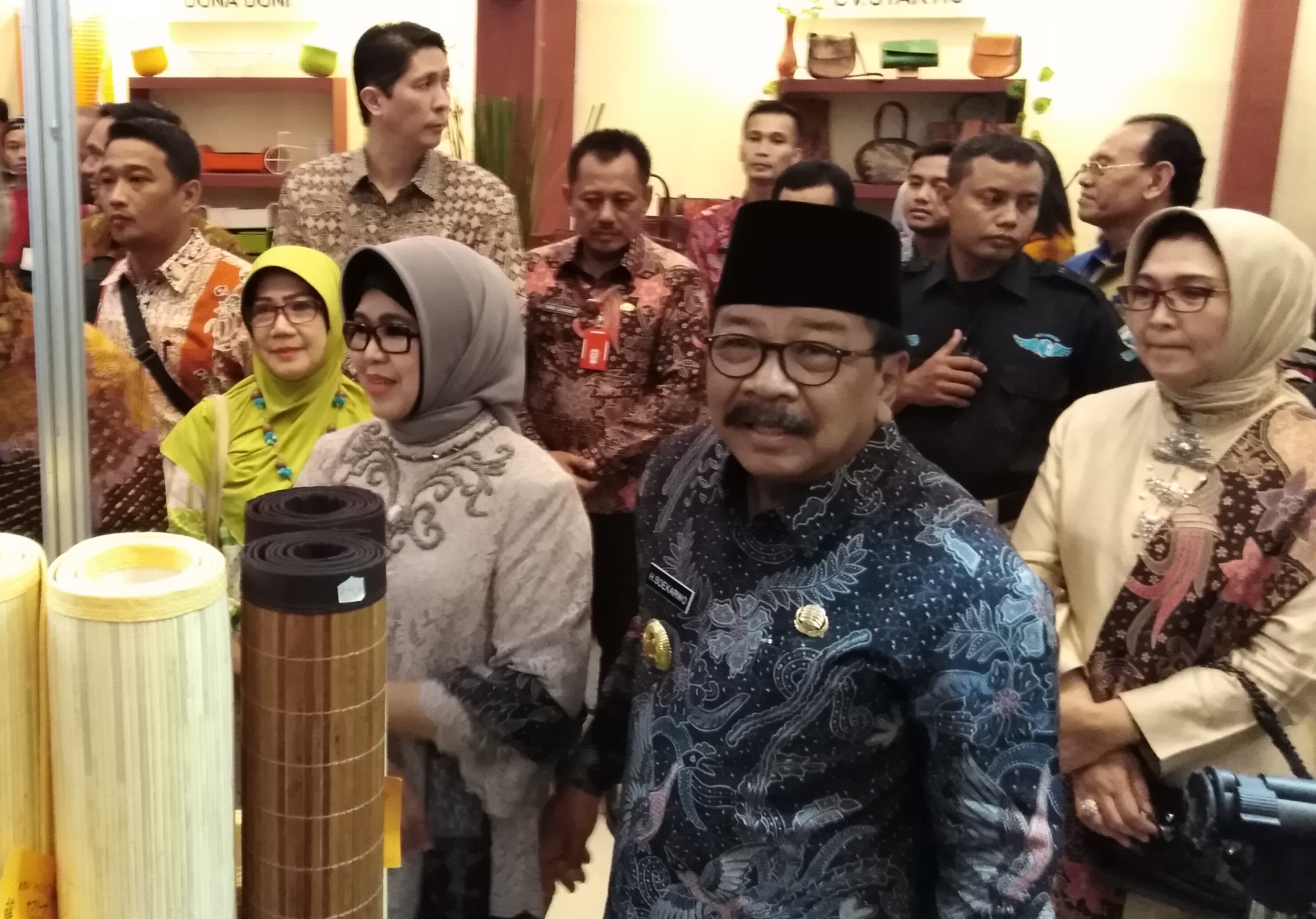 Gubernur Jawa Timur Soekarwo, saat ditemui di Grand City, Surabaya, Selasa, 9 Oktober 2018. (foto: farid/ngopibareng.id) 