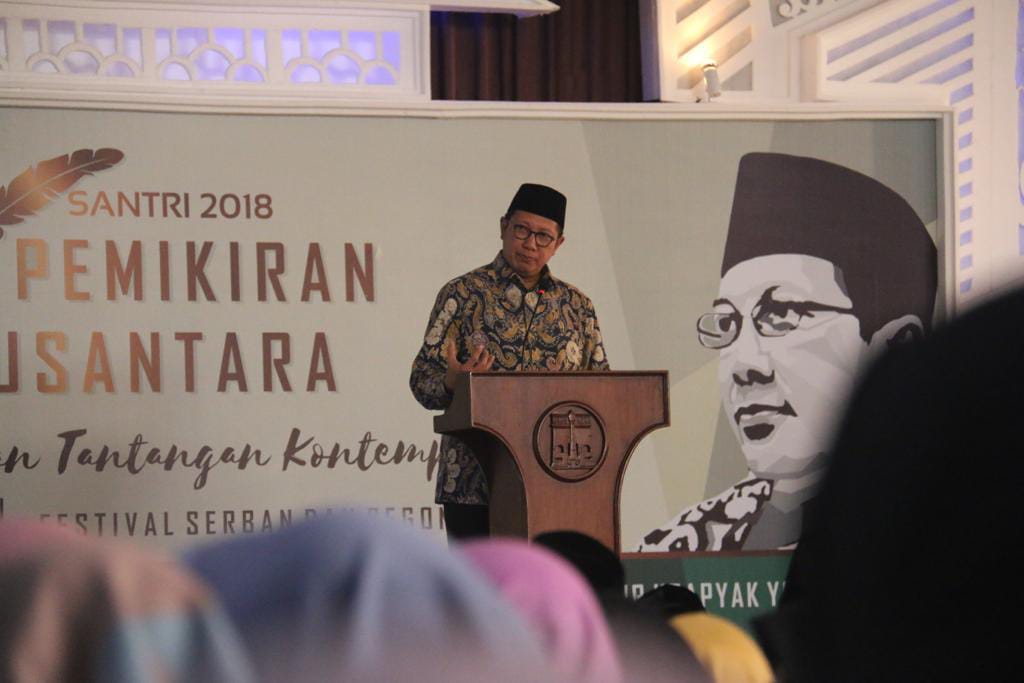 BUDAYA: Orasi kebudayaan Menteri Agama Lukman Hakin Saifuddin. (foto: kemenag for ngopibareng.id)