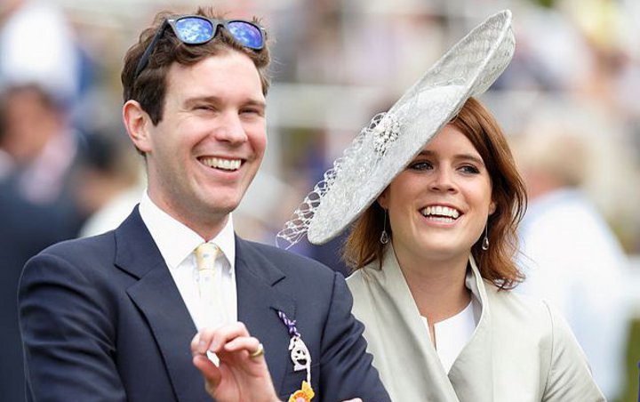 Putri Eugenie York menikahi Jack Brooksbank yang sudah dipacarinya selama kurang lebih tujuh tahun. Foto: AFP.