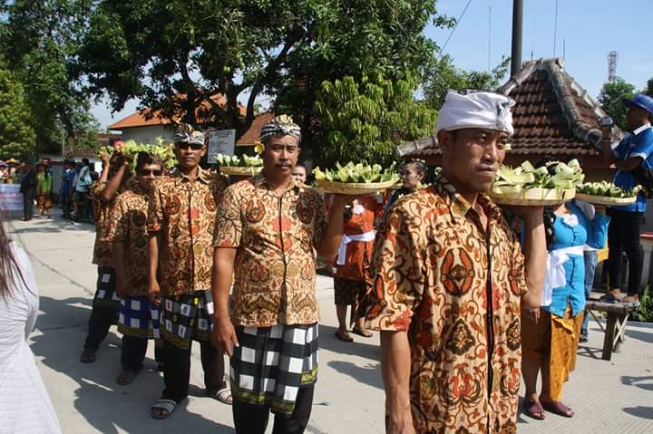 Kirab Budaya desa Tanjungan, Kemlagi, Mojokerto. (Foto: Utomo/Dok Ubaya)