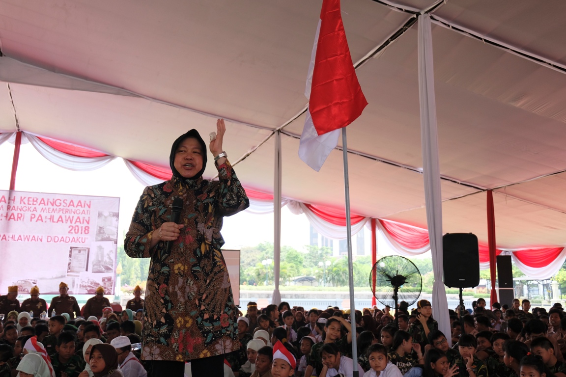 Wali Kota Surabaya Tri Rismaharini membuka Sekolah Kebangsaan, di museum Tugu Pahlawan Gedung, Kamis, 25 Oktober 2018. (foto: Istimewa) 