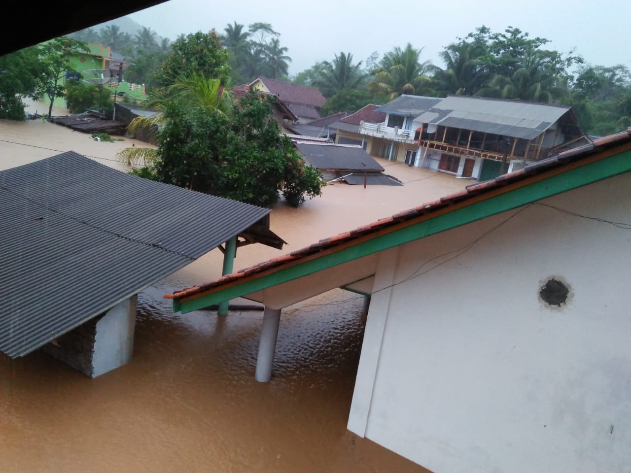 Kawasan terdampak banjir Cipatujah, Tasikmalaya, Jawa Barat. Foto: BNPB
