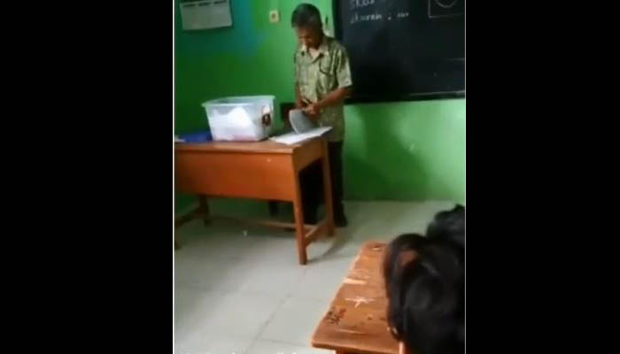 Tangkapan layar murid diduga merundung guru. (Foto: Instagram)