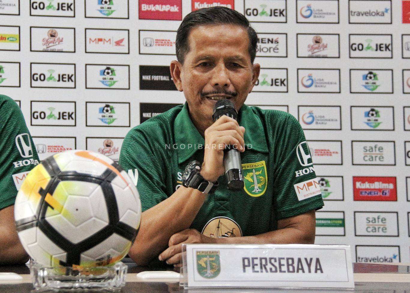 Pelatih Persebaya, Djajang Nurdjaman. (foto: Ngopibareng)