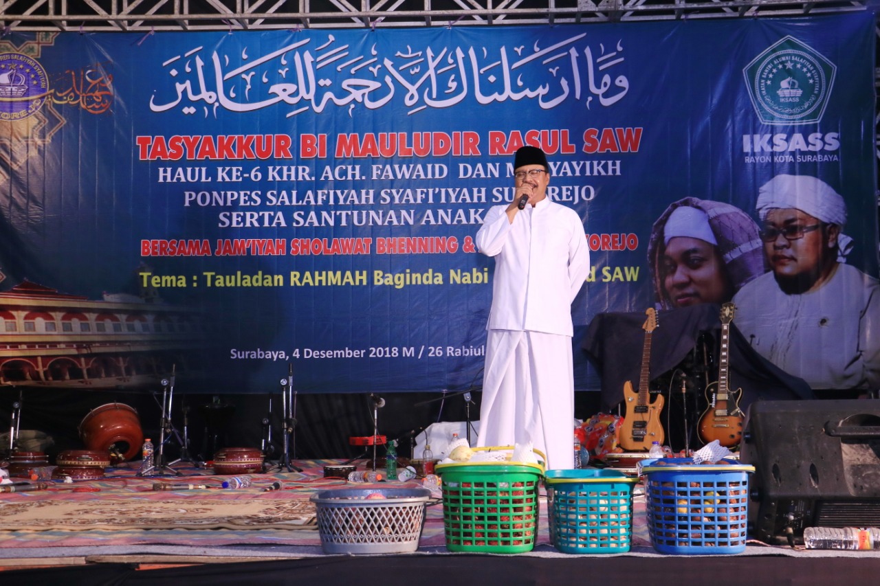 Wakil Gubernur Jawa Timur Saifullah Yusuf (Gus Ipul) ketika menghadiri Maulid Nabi SAW sekaligus haul KH Fawaid Asad Syamsul Arifin (4/12). Foto: Biro Humas Jatim