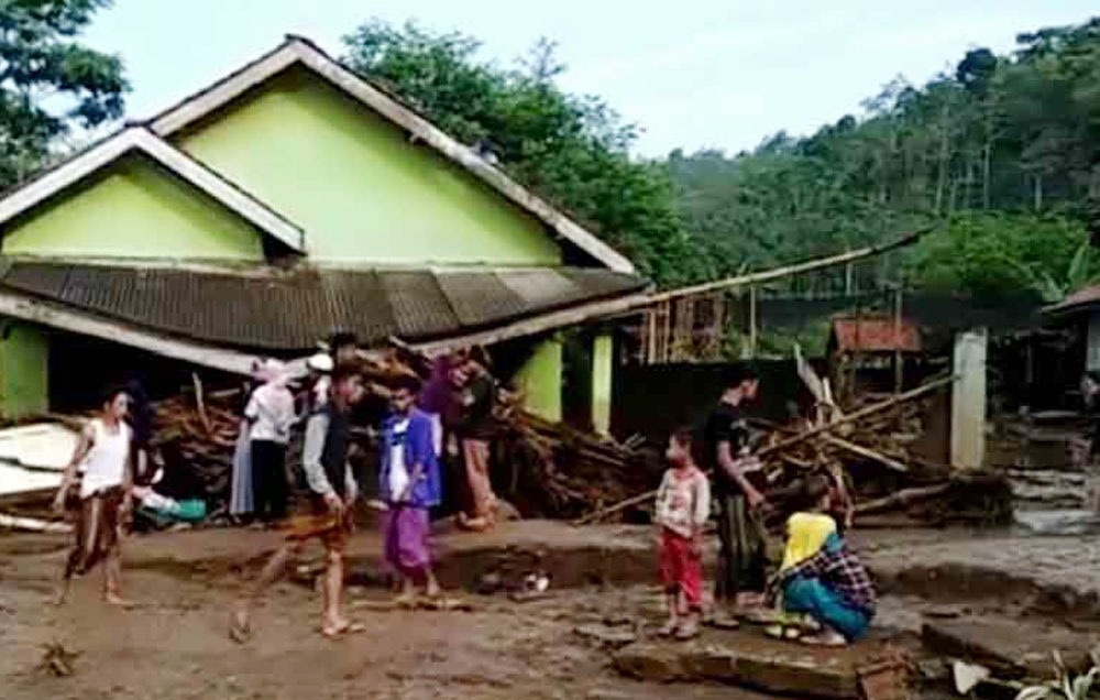 Desa Andungbiru, Kecamatan Tiris, Kabupaten Probolinggo pasca dilanda banjir bandang. (Foto: Ikhsan/Ngopibareng.id)