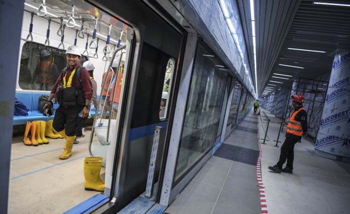 MRT yang akan dioperasikan mulai Maret tahun depan. (Foto:Antara)