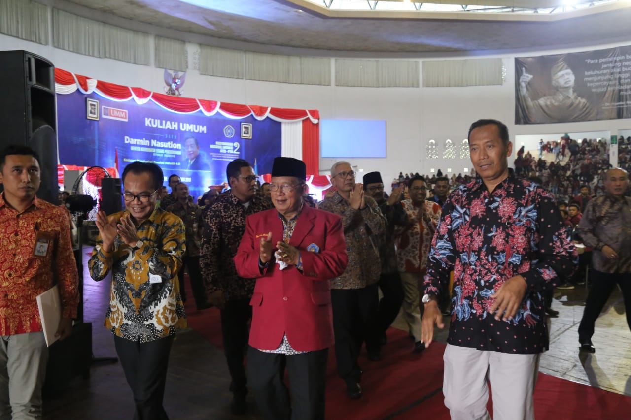Menteri Koordinator Bidang Perekonomian, Darmin Nasution di UMM. (Foto: Humas UMM) 
