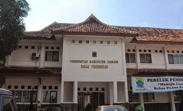 Kantor Dinas Pendidikan Kabupaten Cianjur. (Foto:WartaCianjur)