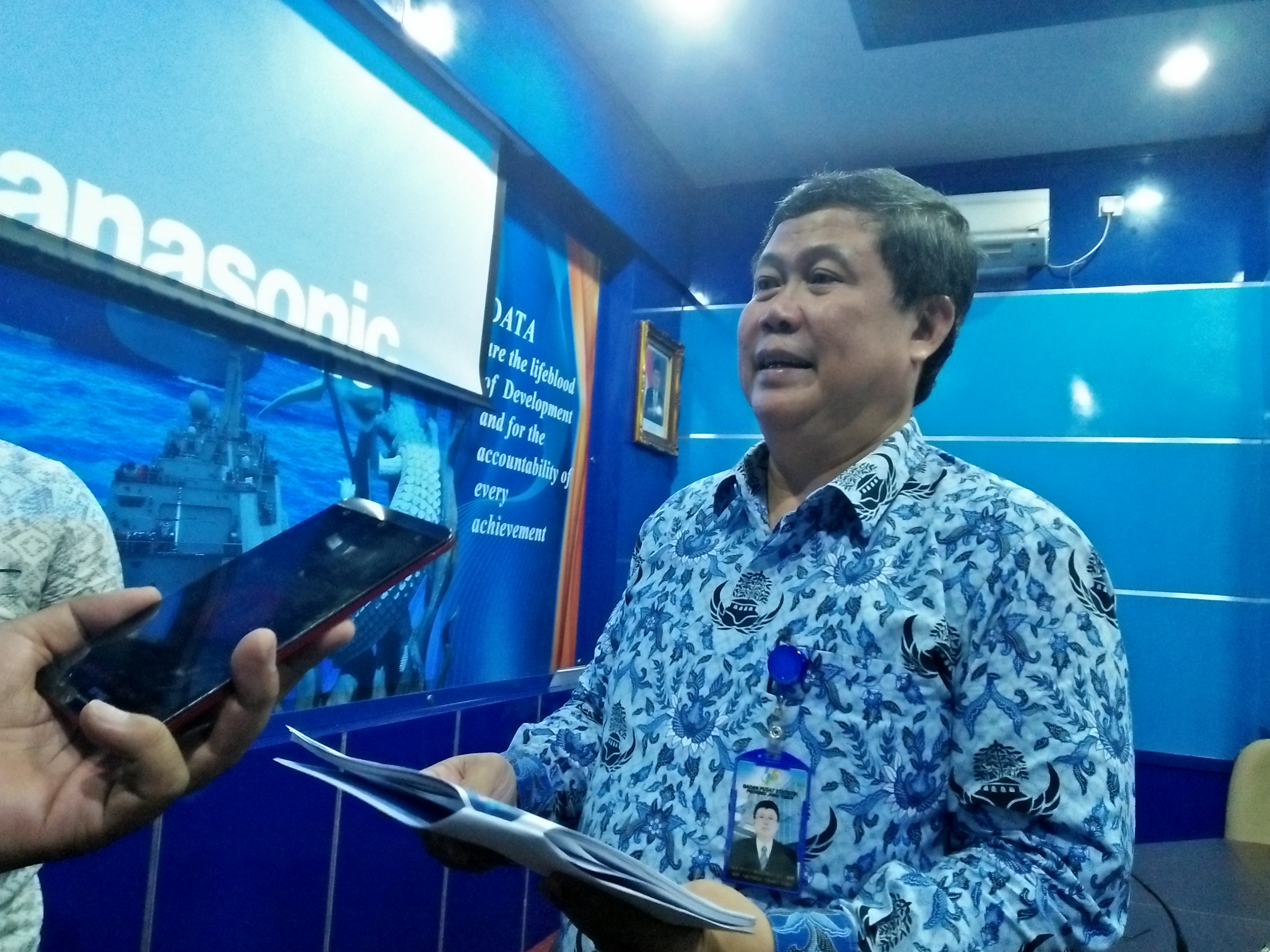 Kepala Bidang Statistik Distribusi BPS Jawa Timur, Satriyo Wibowo ketika jumpa media pada Senin, 17 Desember 2018 di kantor BPS Jawa Timur. (Foto: Amanah/ngopibareng.id)