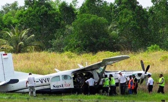 Pesawat Susi Air tergelincir di Nunukan, Kalimantan Utara, Senin kemarin. (Foto:regional.kompas)