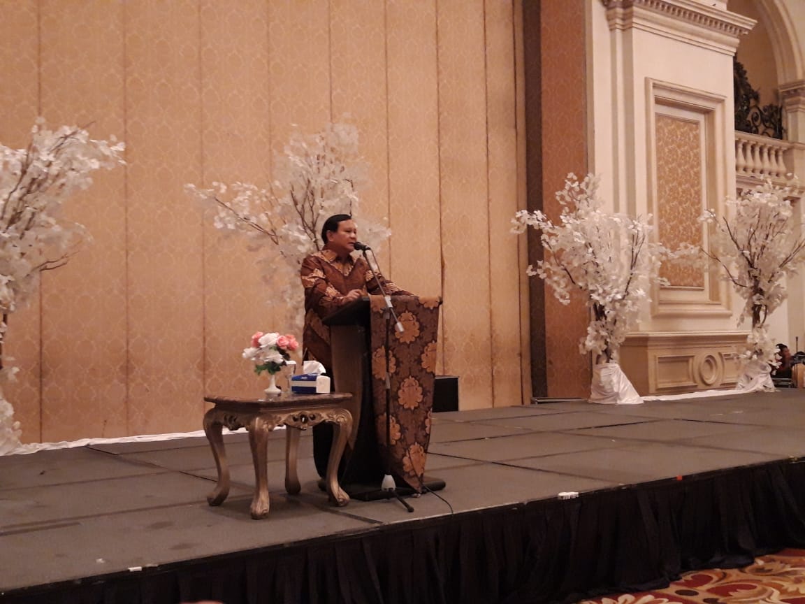 Prabowo menghadiri Malam Silaturahmi yang digelar oleh Gerakan Kristen Indonesia Raya (Gekira), di Hotel Empire Palace, Surabaya, Sabtu 22 Desember 2018, malam. (Foto: farid/ngopibareng.id)