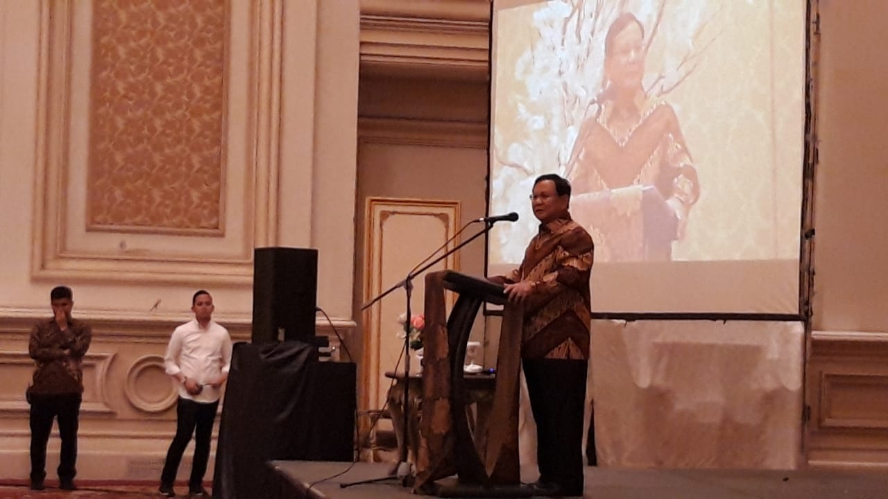 Prabowo saat berpidato pada Malam Silaturahmi yang digelar oleh Gerakan Kristen Indonesia Raya (Gekira), di Hotel Empire Palace, Surabaya, Sabtu, 22 Desember 2018, malam. (Foto: farid/ngopibareng.id)
