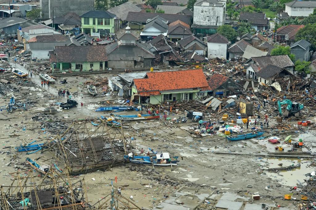 Reruntuhan kampung nelayan korban Tsunami Selat Sunda. Foto: BNPB