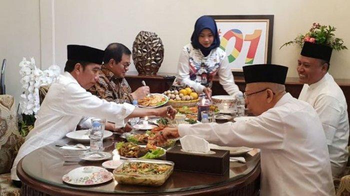KOMPAK: Joko Widodo makan siang bersama KH Ma'ruf Amin, usai Jumatan. (Foto: kma for ngopibareng.id)