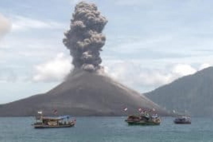 Letusan Gunung Anak Krakatau. (Foto: BNPB)