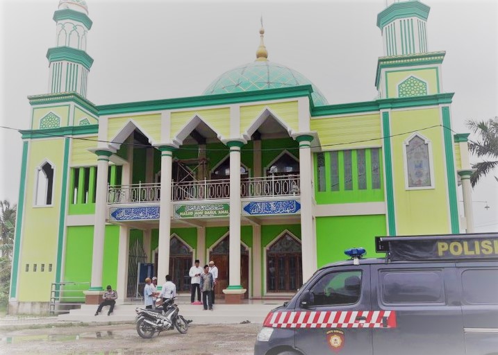 Masjid Darul Amal, Desa Buni Bakti, Kecamatan Babelan, Kabupaten Bekasi.