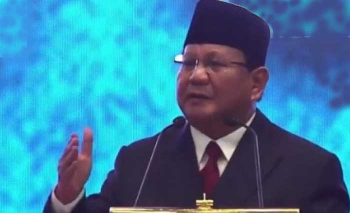 Prabowo saat menyampaikan pidato di Jakarta Convention Center (JCC), Jakarta Pusat, Senin malam. (Foto:Ngobar)