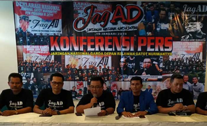Pengurus Jaringan Nasional Garda Depan (Jagad) Relawan Gatot Nurmantyo For NKRI mengadakan konferensi pers di Solo, kemarin. (Foto:Antara)
