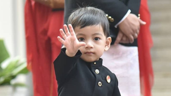 Cucu pertama Presiden Joko Widodo, Jan Ethes. (Foto: Instagram/sekretariat.kabinet)