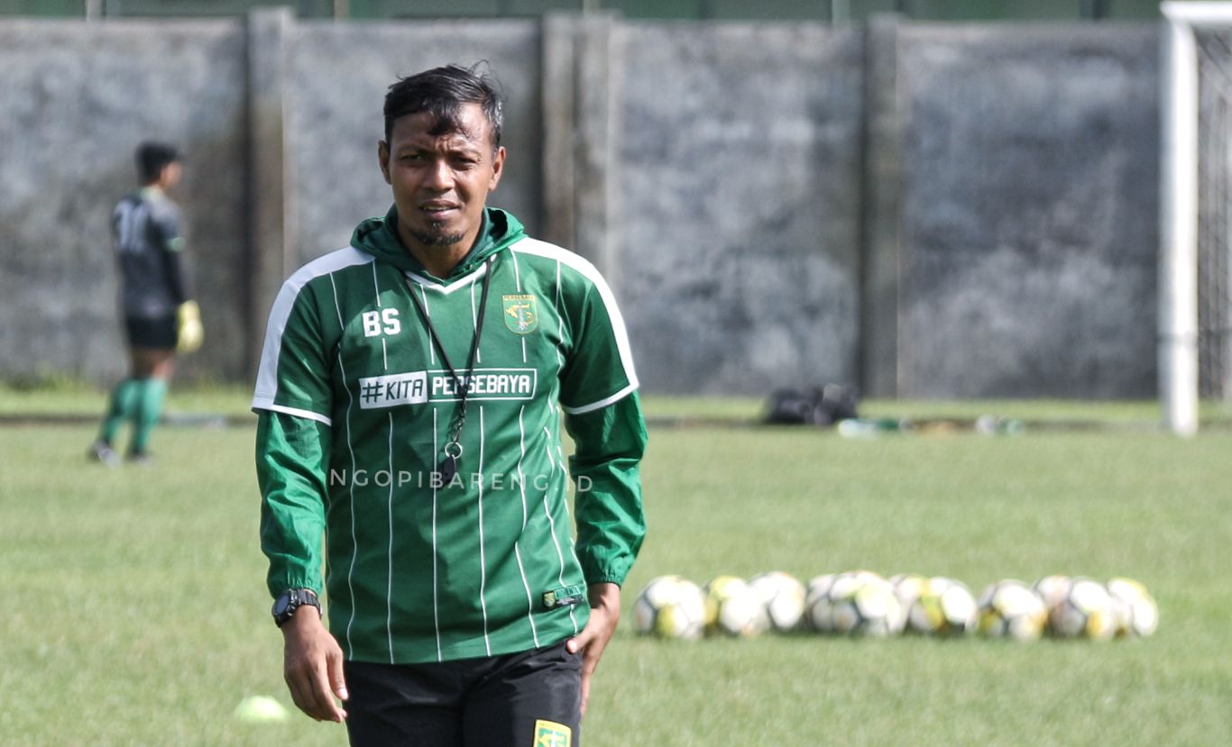 Asisten Pelatih Persebaya Bejo Sugiantoro. (foto: Haris/ngopibareng.id)
