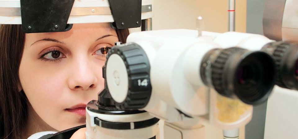 Ilustrasi pemeriksaan mata glaukoma (Foto:google)