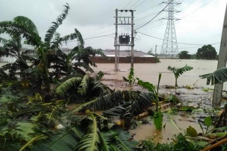 Banjir di 8 kabupaten di Sulawesi Selatan 23 Januari. (Foto: Antara/istimewa)