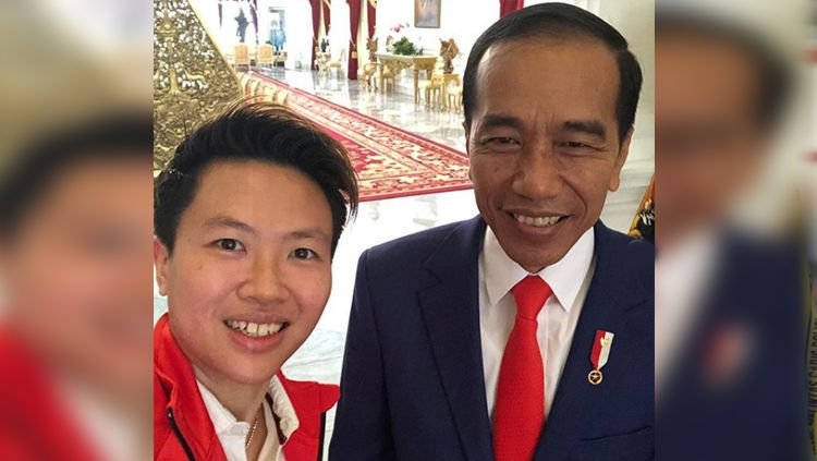 Liliyana Natsir pamitan ke Presiden Jokowi di Istana Merdeka, Selasa 29 Januari 2019. (Foto: Instagram @natsirliliyana).