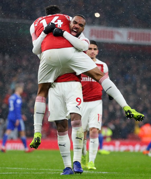 Dua pencetak gol Arsenal, Pierre Emerick Aubameyang dan Alexandre Lacazette rayakan kemenangan atas Cardiff City pada Matchday 24 Premier League, Rabu 30 Jamuari 2019 di Emirates Stadium. (Foto: Twitter/@Arsenal)