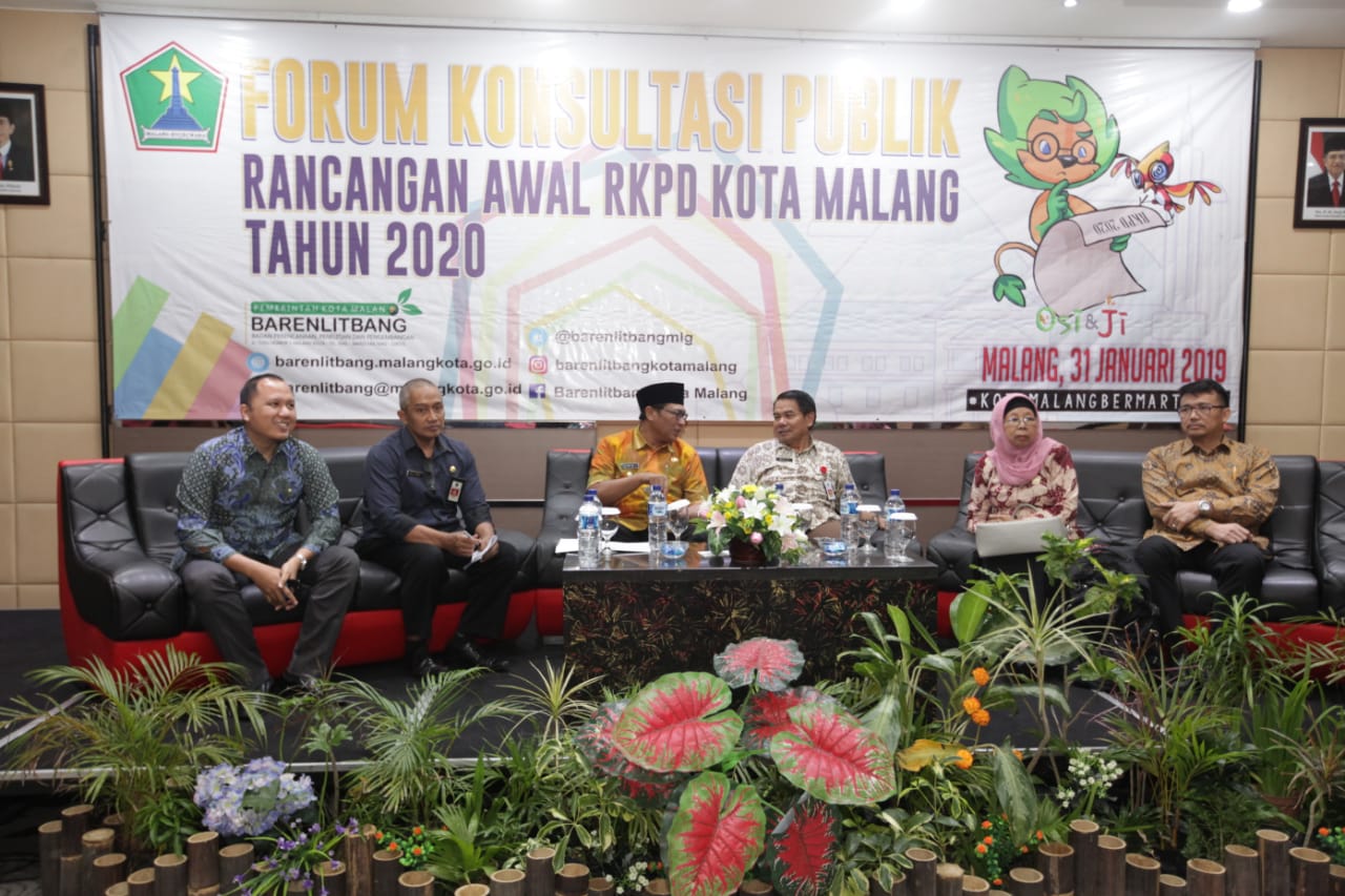 Forum Konsultasi Publik Rancangan Awal RKPD Kota Malang Tahun 2020 di Hotel Aria Gajayana Malang, Kamis 31 Januari 2019.