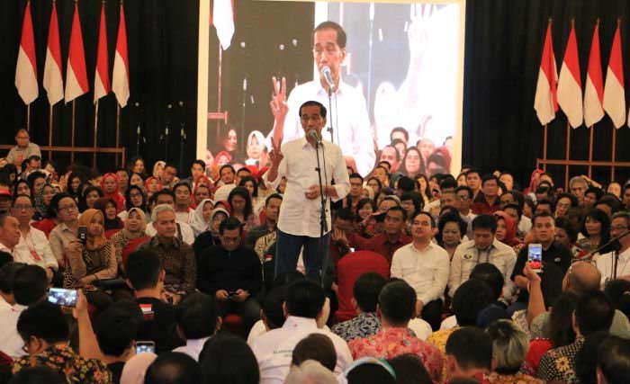Presiden Jokowi dalam acara Temu Silaturahmi Paguyuban Pengusaha Jawa Tengah di Semarang, Sabtu. (Foto:Antara)
