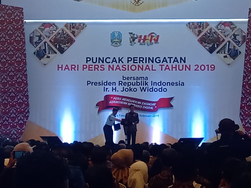 Presiden Joko Widodo dalam sambutan perayaan puncak Hari Pers Nasional 2019 di Grand City Convention Center, Kota Surabaya, Sabtu 9 Februari 2019. (foto: farid/ngopibareng.id) 