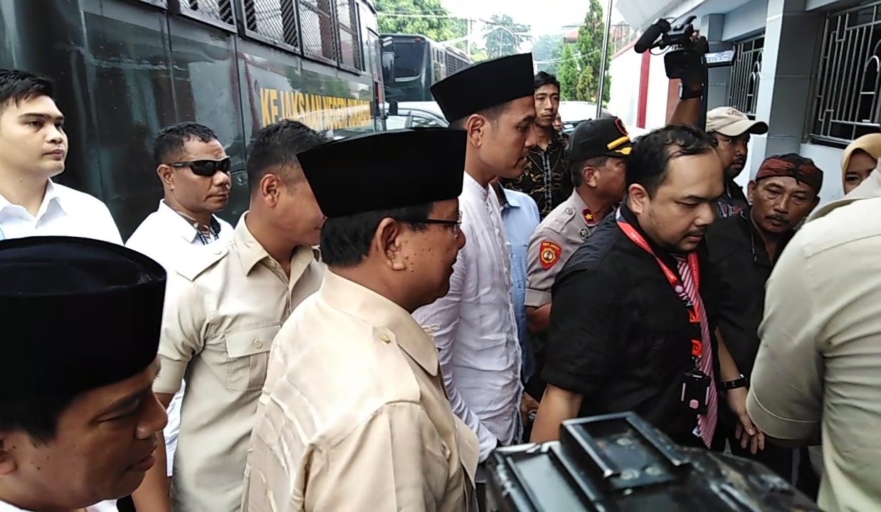 Prabowo Subianto di Rutan Medaeng, Senin 19 Februari 2019. (foto: farid/ngopibareng.id) 