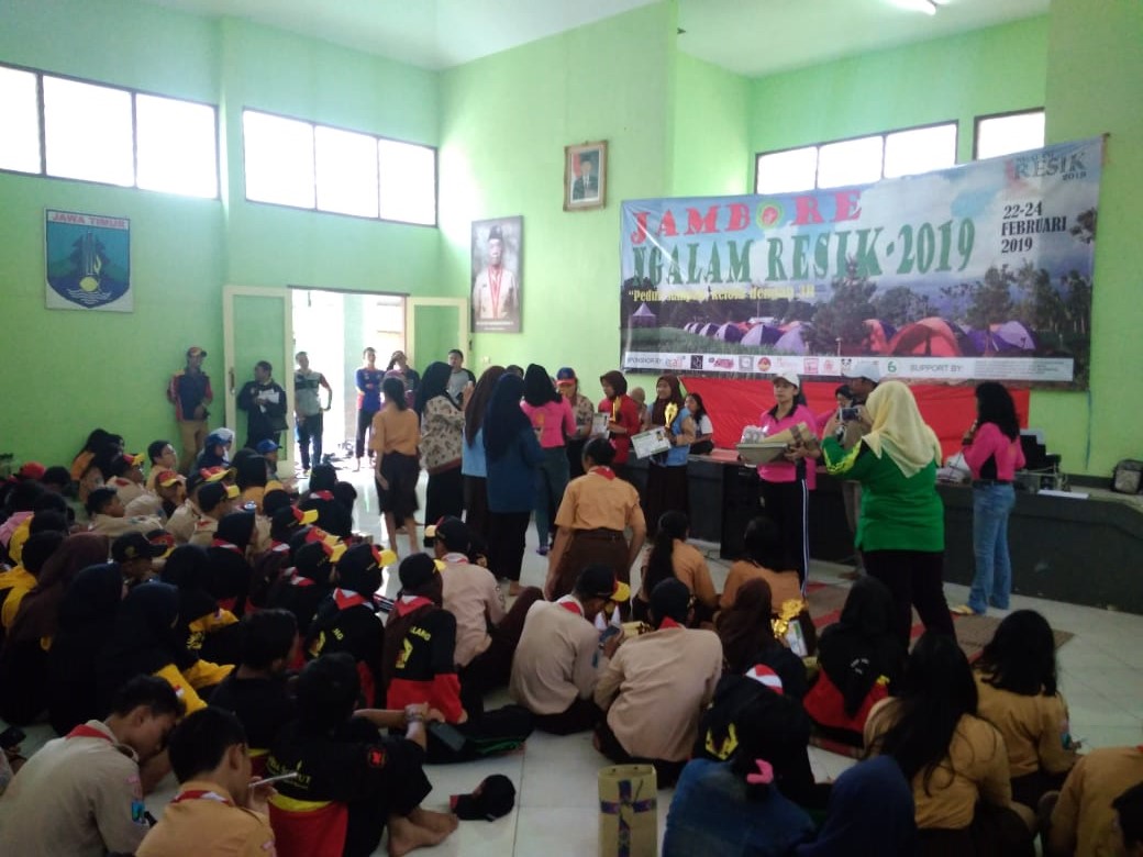 Pelajar SMP se-Malang di acara Ngalam Resik 2019