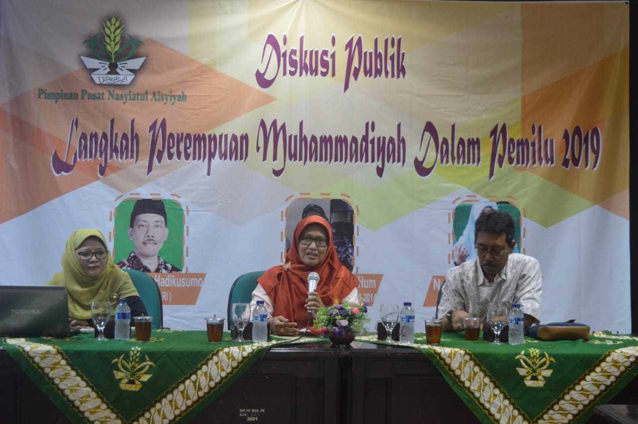 Diskusi digelar Pimpinan Pusat Nasyiatul 'Aisyiyah (PPNA). (Foto: md for ngopibareng.id)