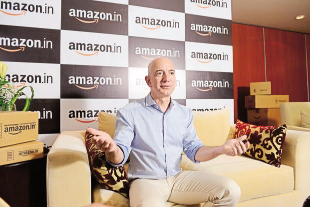 Jeff Bezos pemilik situs belanja e-commerce Amazon.