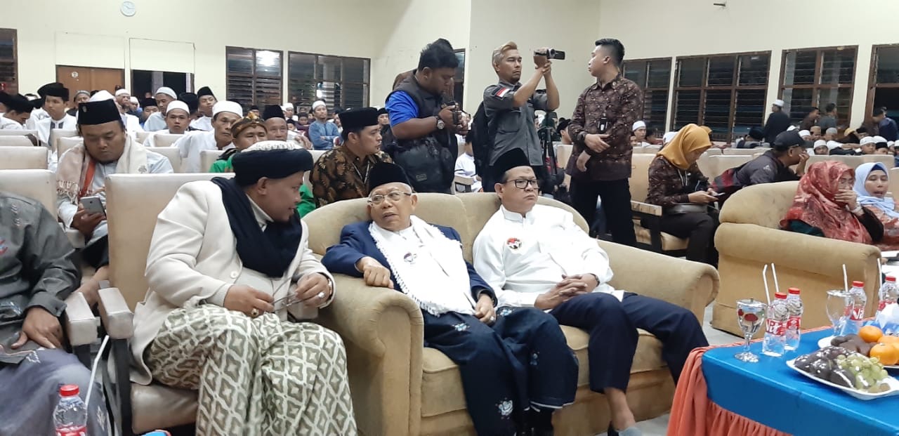 Cawapres KH Ma'ruf Amien bersama para dai se Bogor Raya. (Foto: kma for ngopibareng.id)