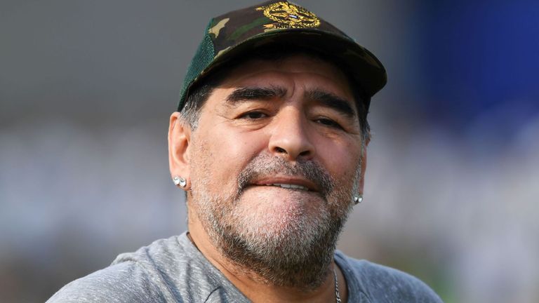 Diego Maradona memiliki tiga anak di Kuba.