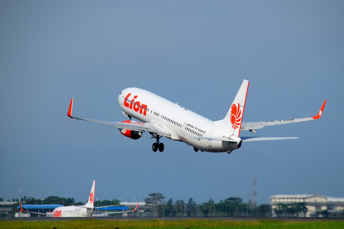Pesawat Lion Air. Lion Air saat ini Lion Air saat ini mengoperasikan 10 unit Boeing 737 Max 8