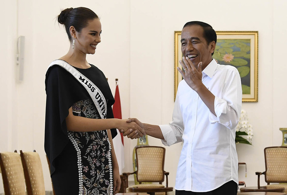 Presiden Jokowi bertemu Miss Universe 2018 Catriona Elisa Magnayon Gray, Senin 11 Maret 2019.