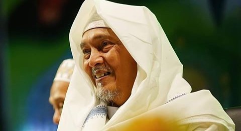 Pengasuh Pesantren Lirboyo, KH Abdulloh Kafabihi Mahrus. (Foto: istimewa)