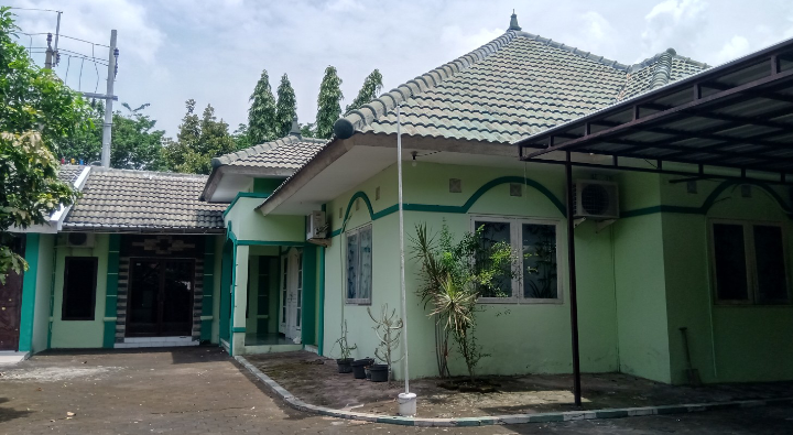 Rumah Dinas Kakanwil Kemenag Jatim, di Ketintang Madya, Surabaya. (Foto: Farid/ngopibareng.id) 