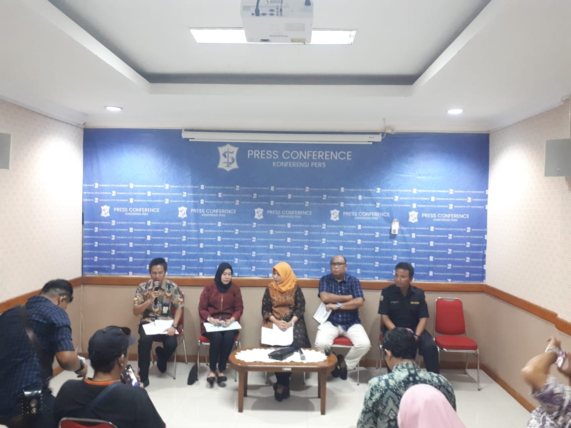 Konferensi Pers di Balaikota mengenai Surabaya Vaganza
