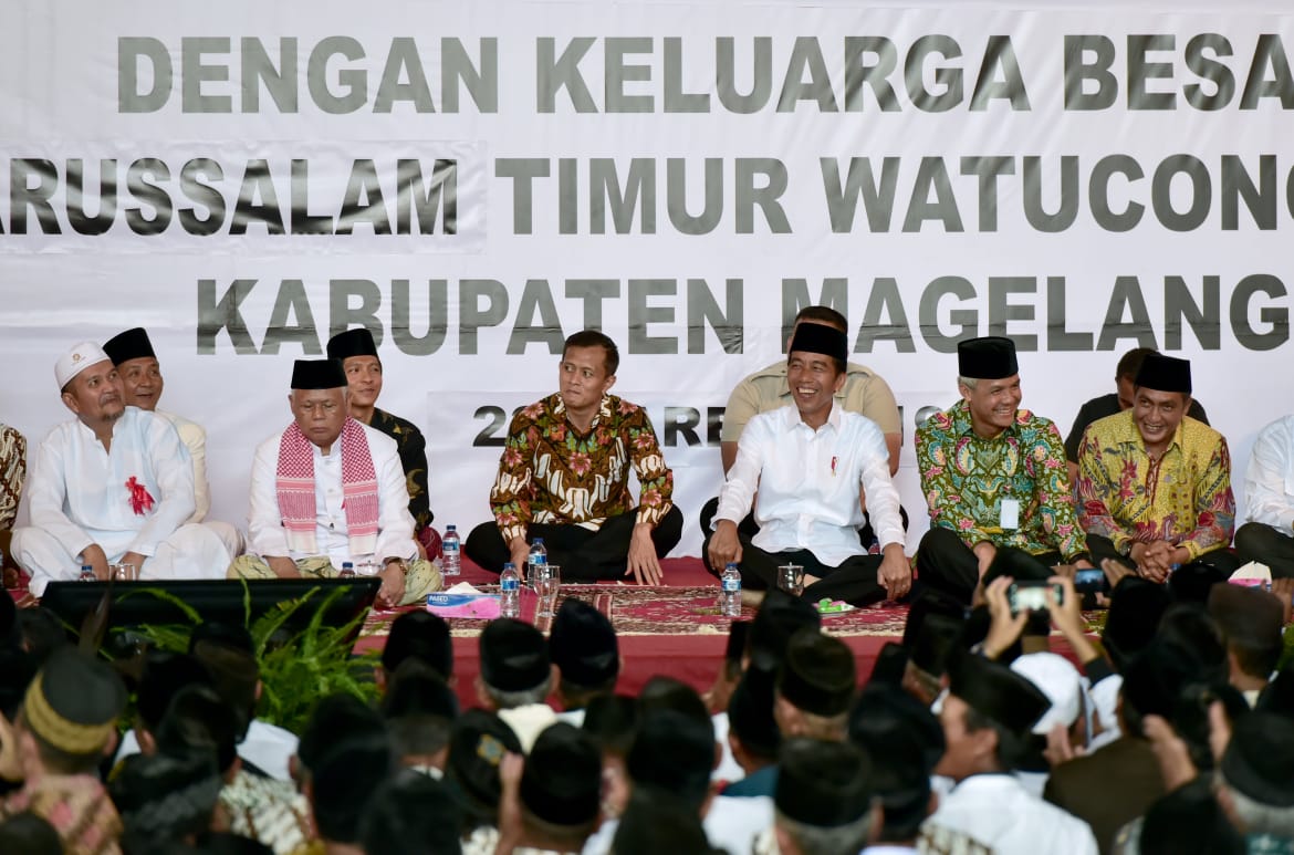 Presiden Joko Widodo saat berada di Ponpes Darussalam Magelang. (Foto: setneg for ngopibareng.id)