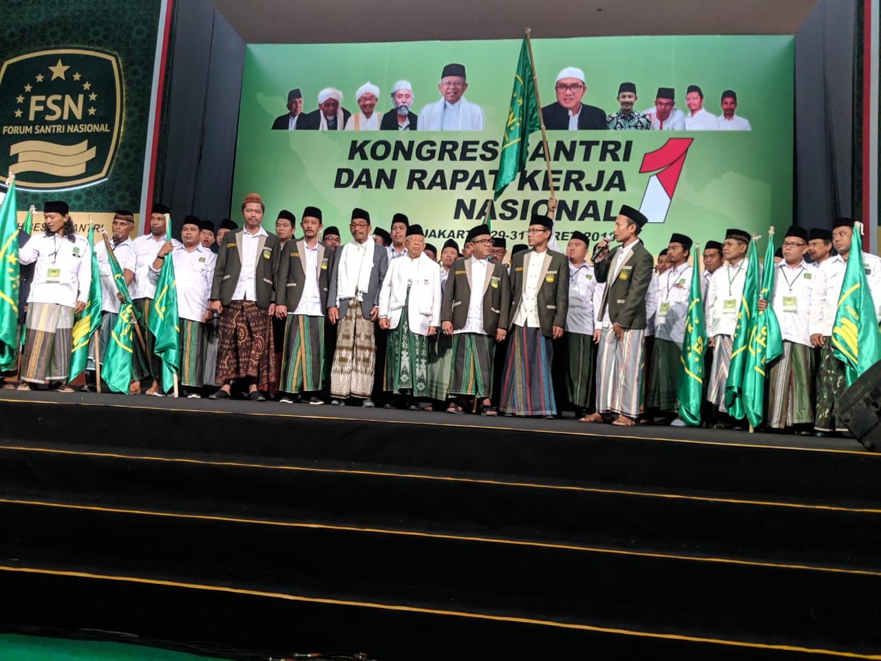 Cawapres nomor urut 01 Ma`ruf Amin saat menghadiri kongres santri di Jakarta, Sabtu, 31 Maret 2019. (Foto: istimewa)